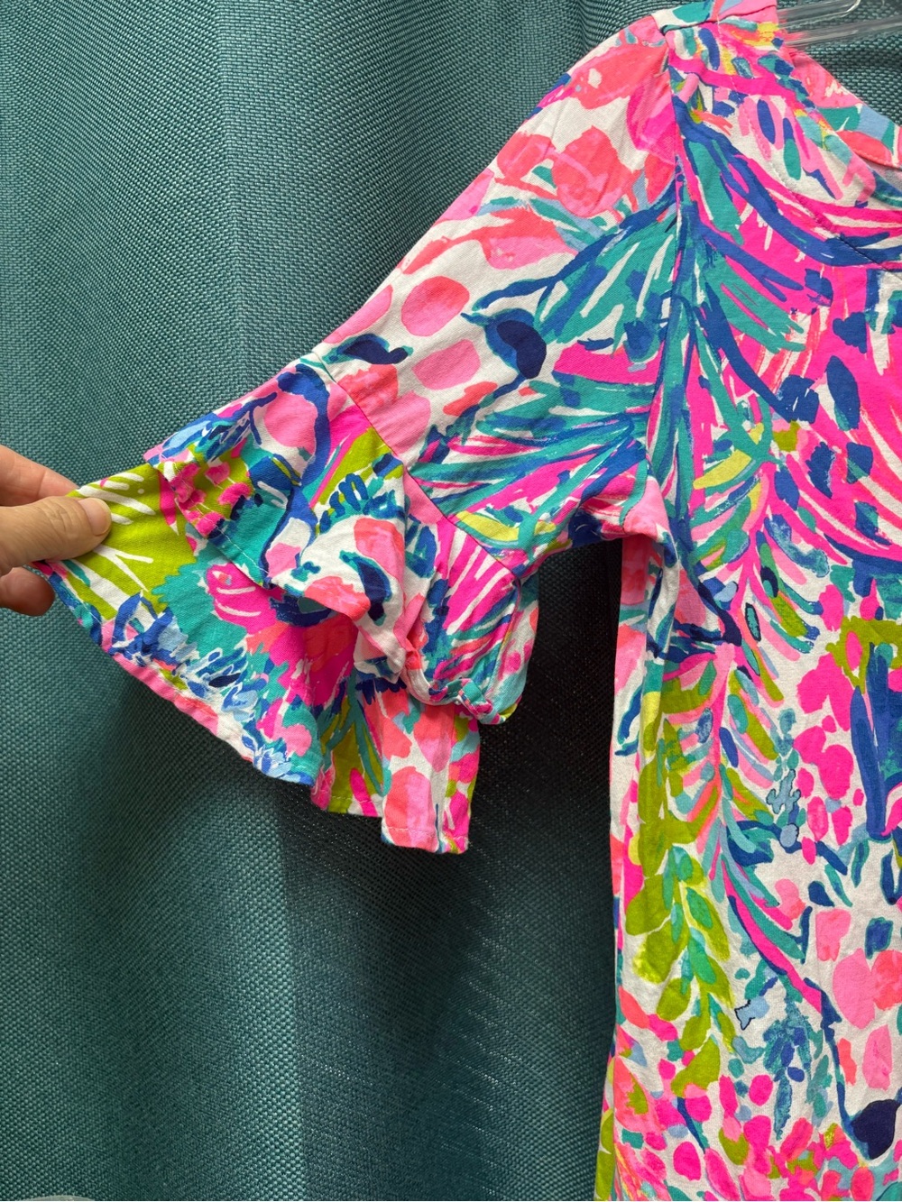 Lilly Pulitzer Ruffle Sleeve Short Sleeve Top Size Small - Picture 4 of 5